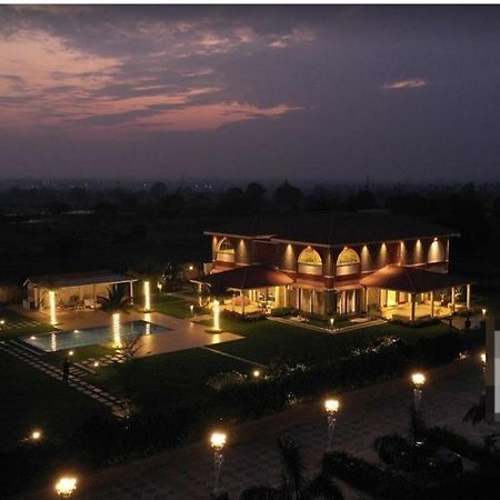 Redhomex Cove Castle Villa Hyderabad Exterior foto