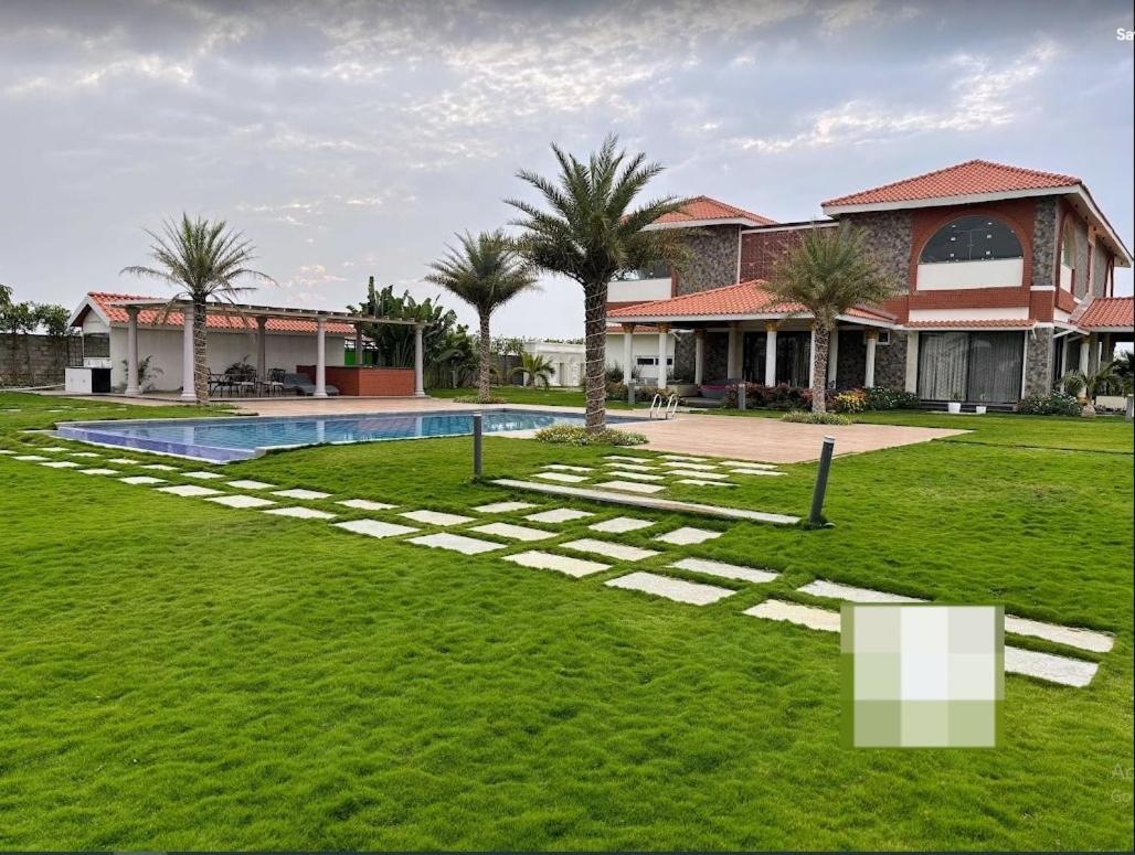 Redhomex Cove Castle Villa Hyderabad Exterior foto